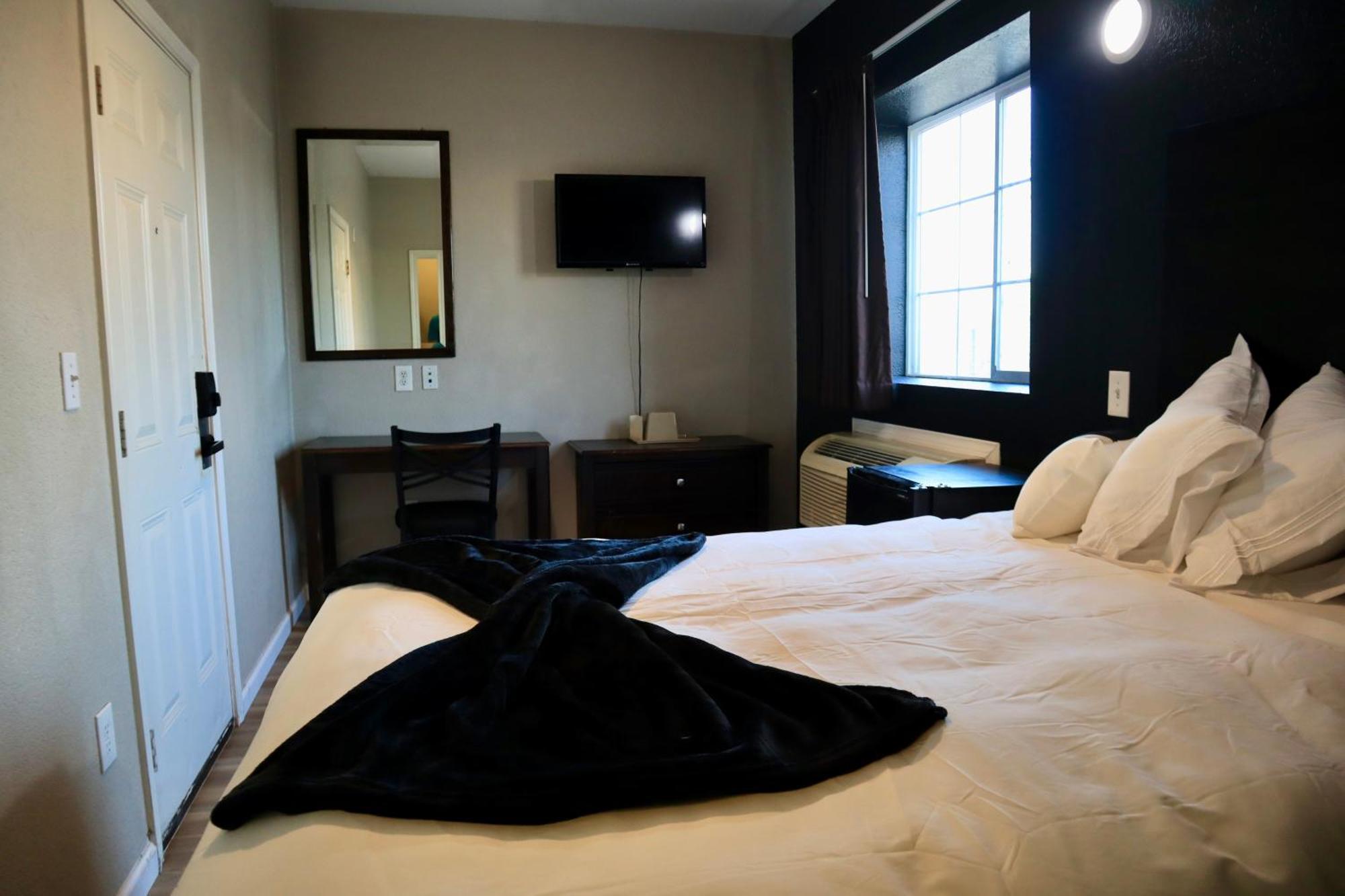 Hotel Dilley Grand 객실 사진